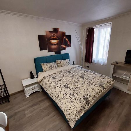 Apartment First December Oradea Exterior foto
